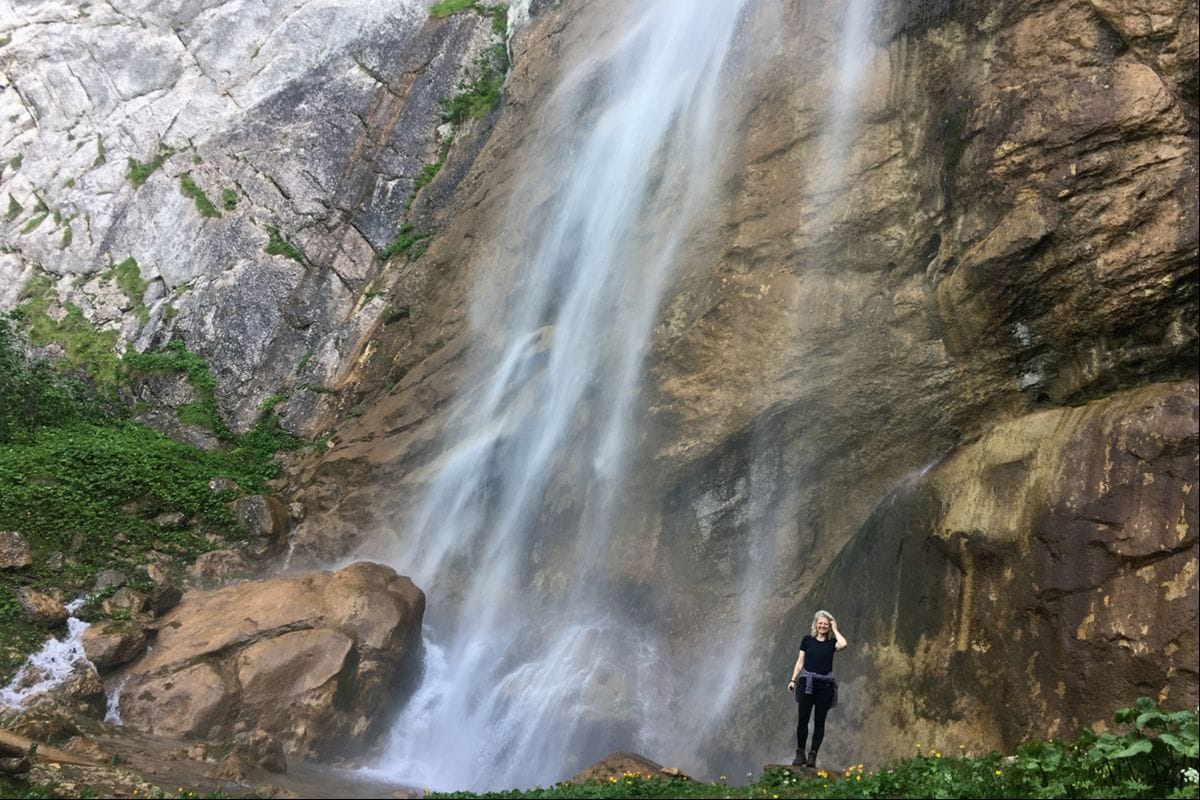 Zum verborgenen Wasserfall Skakavac 3