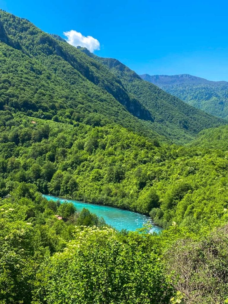 ID3-Albania-lake